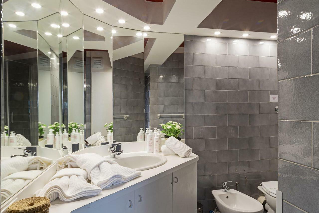 Luxury In The Heart Of By Wonderful Italy Appartement